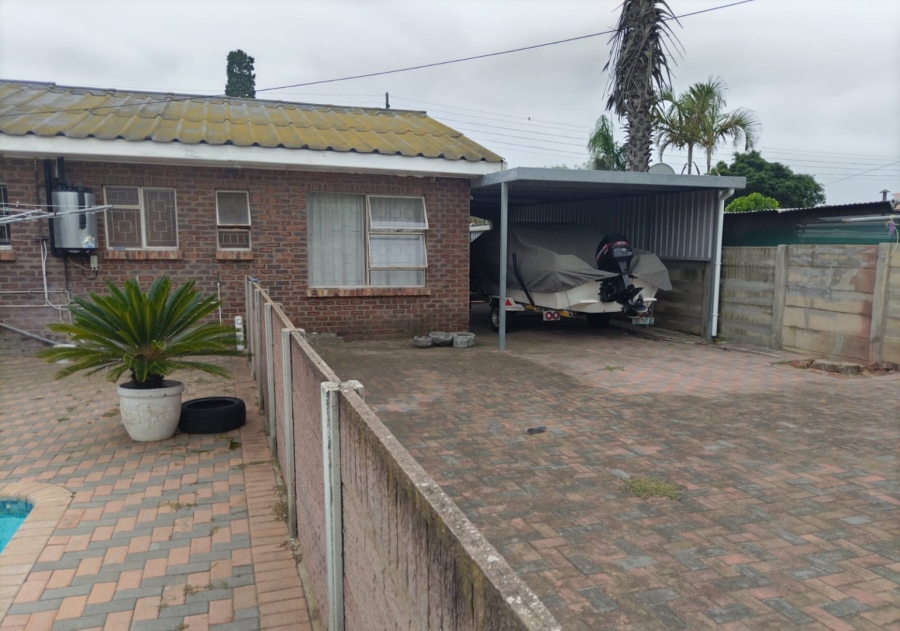 4 Bedroom Property for Sale in Retief Eastern Cape